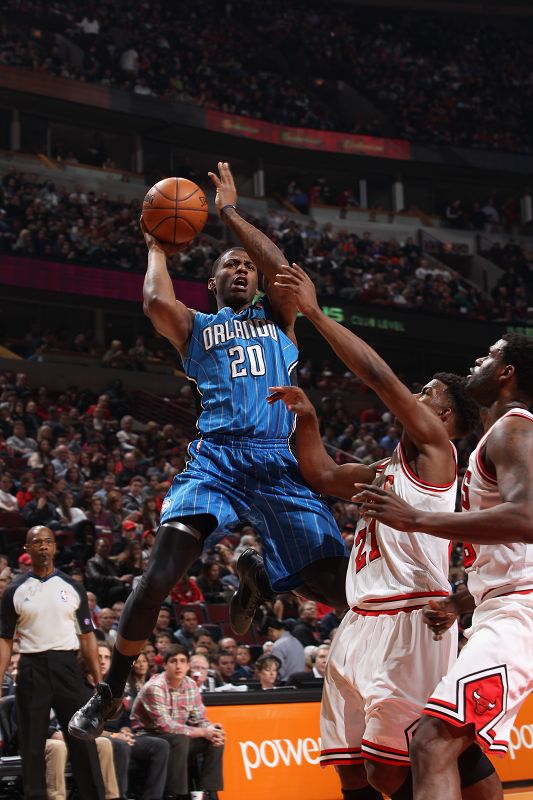 留受制于稳 留受制于稳